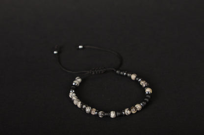 Simple native bracelet