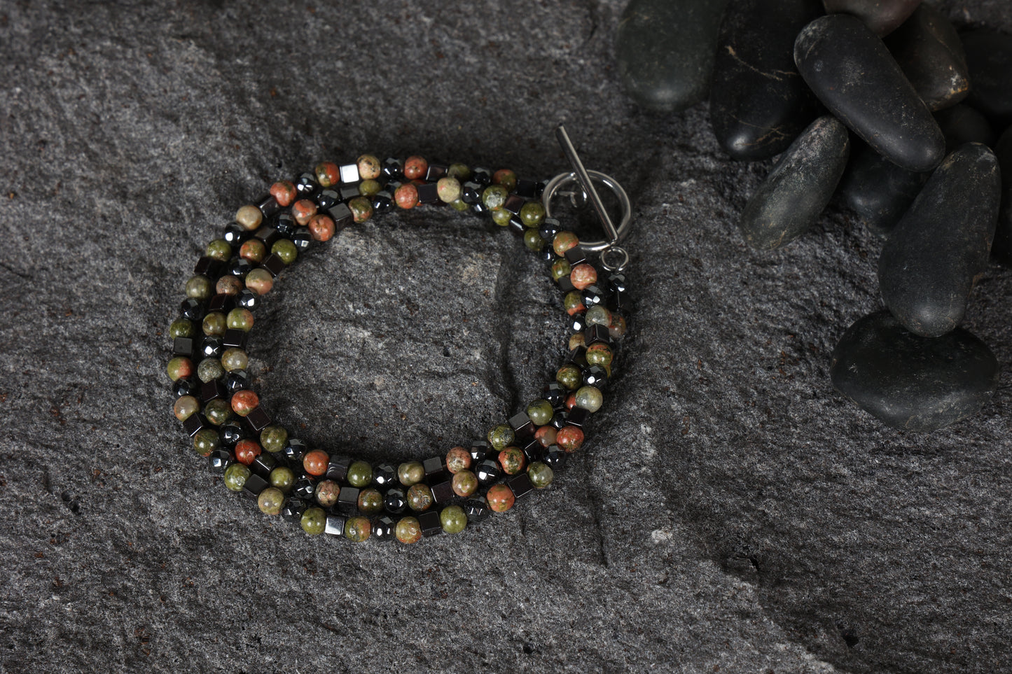 Bevie triple bracelet