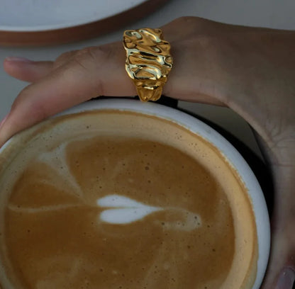 AURORA CRINKLE RING